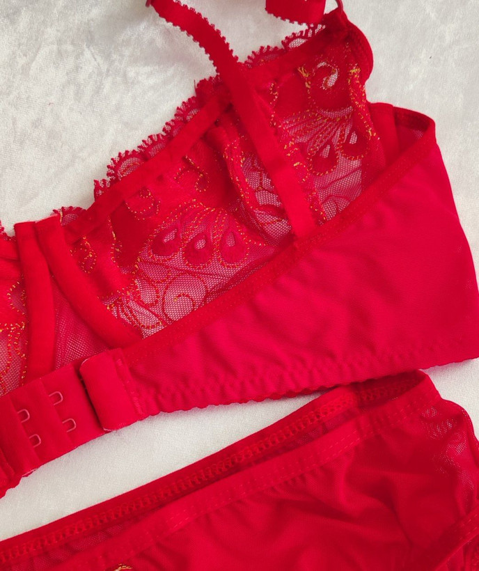 خرید ست لباس زیر زنانه فانتزی