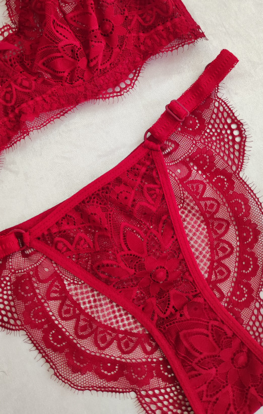 پوشاک زنانه