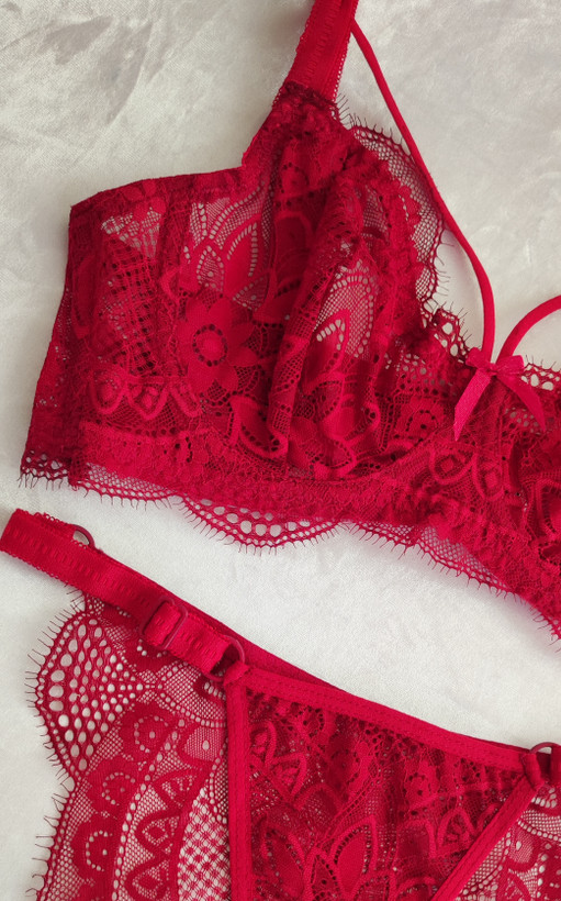 ست لباس زیر زنانه فانتزی