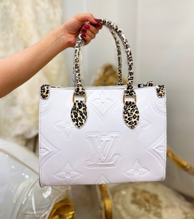 خرید قیمت و مشخصات کیف مجلسی زنانه