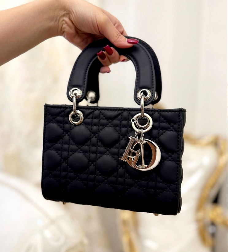 کیف دیور هدیه