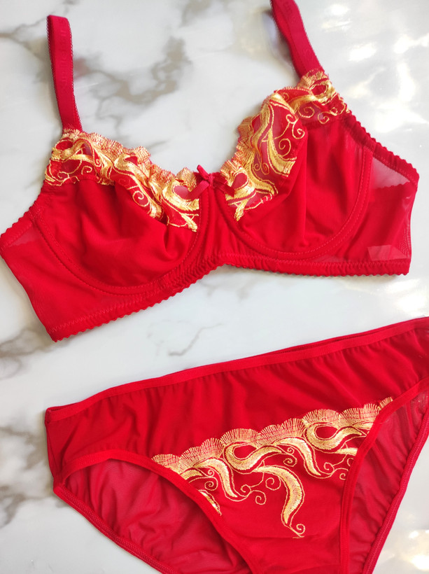 خرید ست لباس زیر شیک و زیبا با کیفیت عالی و قیمت ارزان